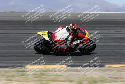 media/Apr-05-2024-Apex Assassins-CVMA Friday Practice (Fri) [[ee2ef04f2b]]/3-Racer 2/Session 3 (Bowl Speed Pans)/